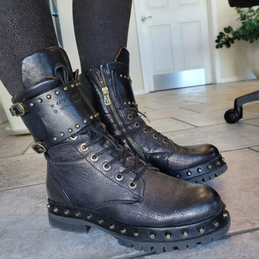 ISO IN SEARCH OF THESE A. S. 98 BOOTS